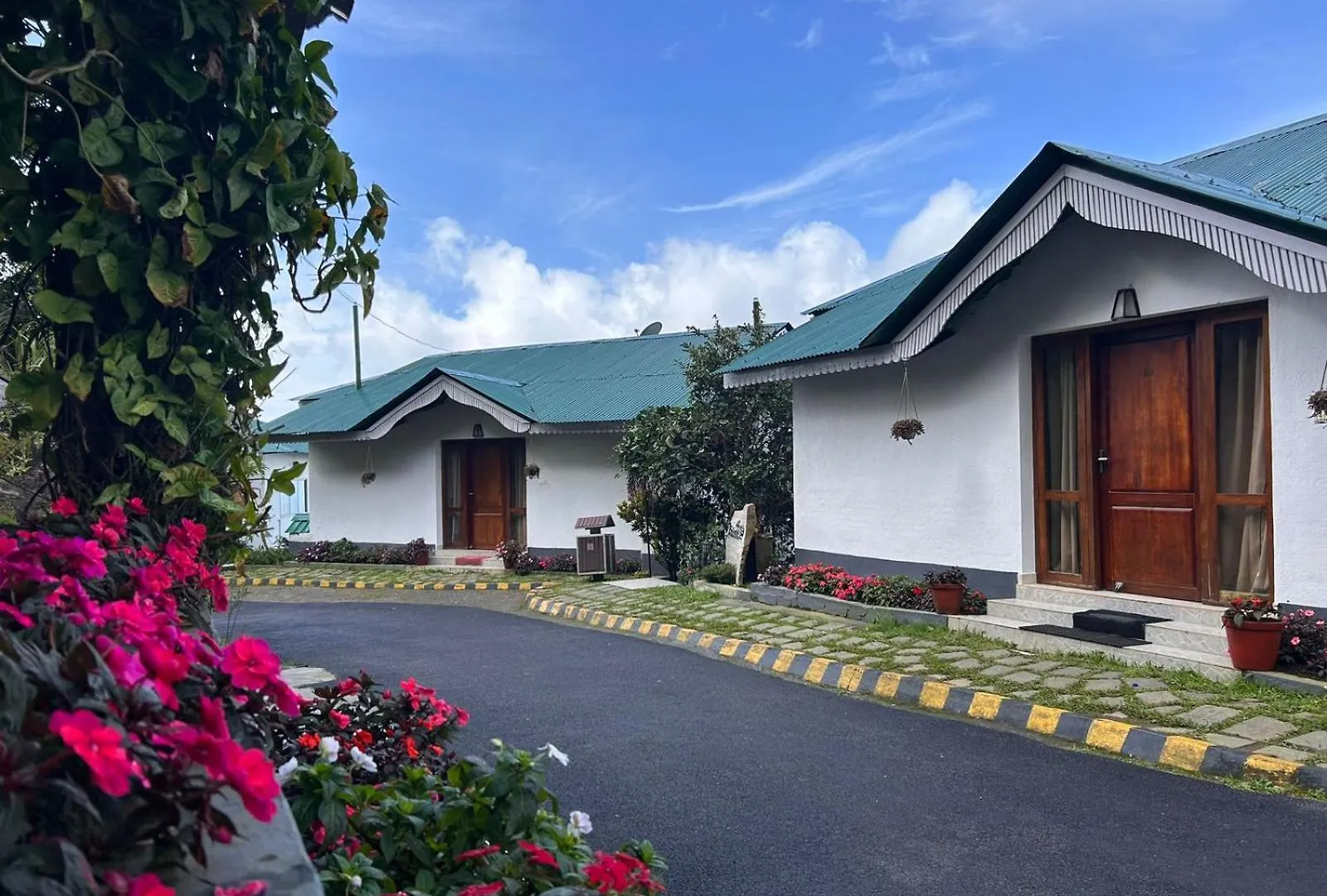 Deshadan Mountain Resort -The Highest Resort In Munnar