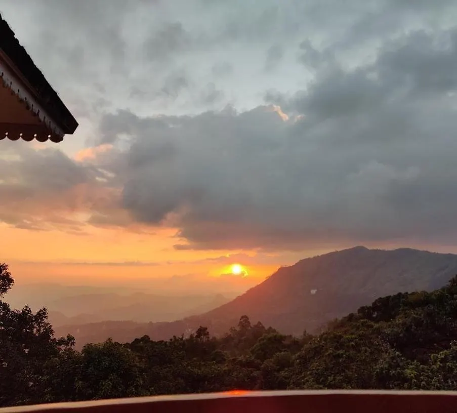 Deshadan Mountain Resort -The Highest Resort In Munnar